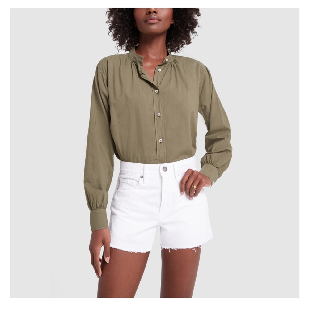 Frame denim Le Brigette Shorts in white. Frayed hem, no rips.